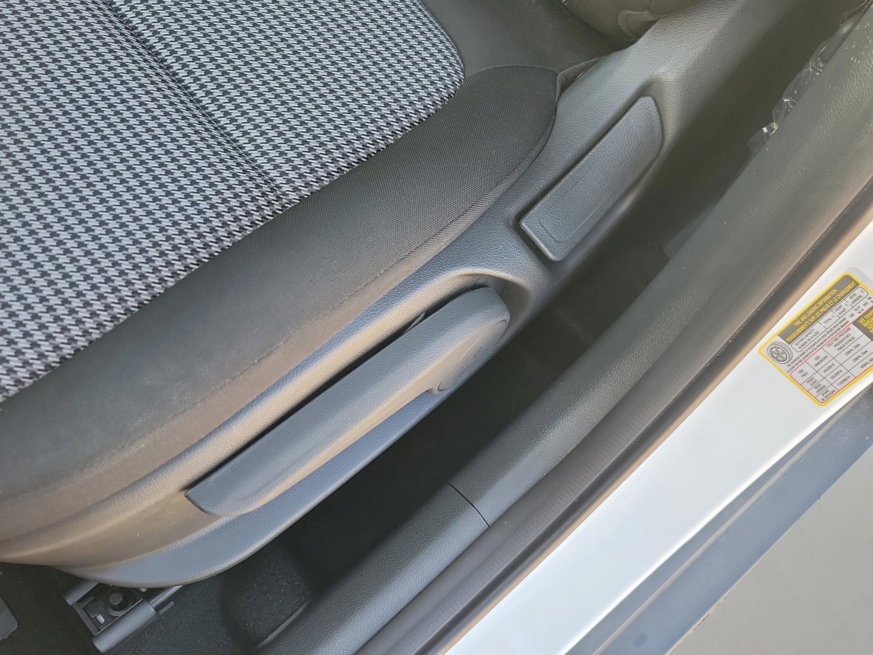 Certified 2023 Hyundai Kona SE w/ Cargo Package image 17