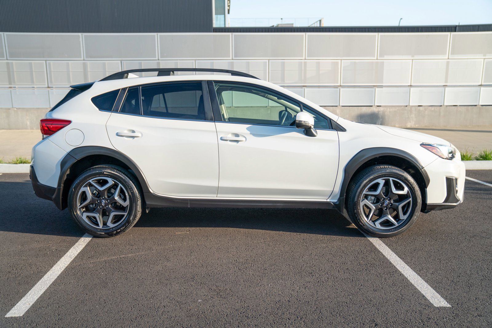 Used 2019 Subaru Crosstrek 2.0i Limited w/ Moonroof Package w/Navigation AWD/4WD image 8