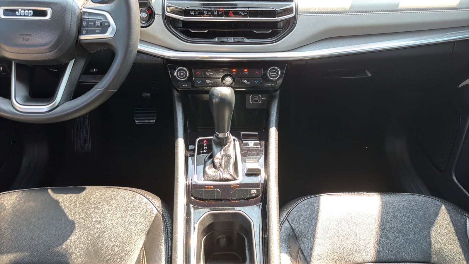 Used 2023 Jeep Compass Limited AWD/4WD image 16