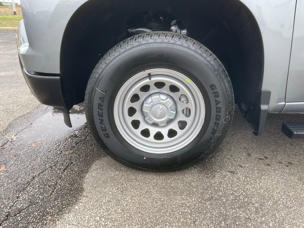 New 2026 Chevrolet Silverado 1500 W/T w/ WT Value Package AWD/4WD image 29