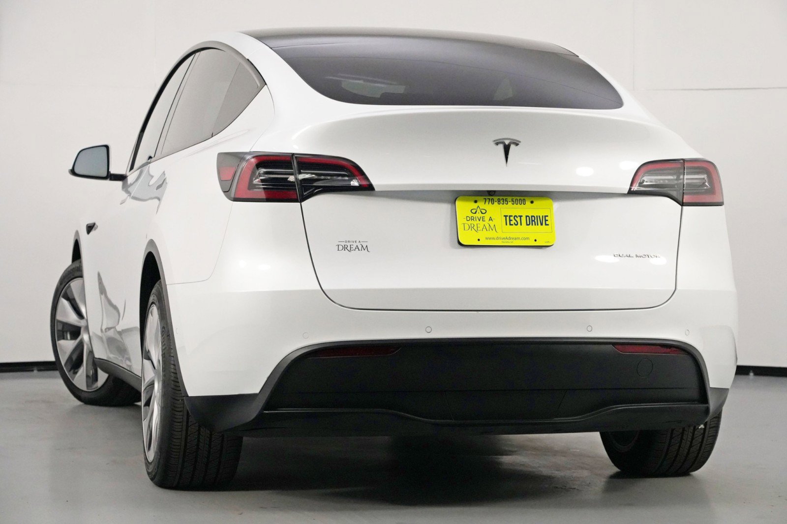 Used 2021 Tesla Model Y Long Range image 6