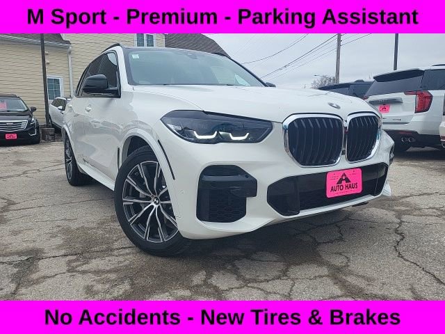 Used 2022 BMW X5 xDrive40i w/ M Sport Package image 1
