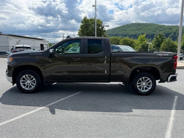 Certified 2023 Chevrolet Silverado 1500 LT AWD/4WD image 10