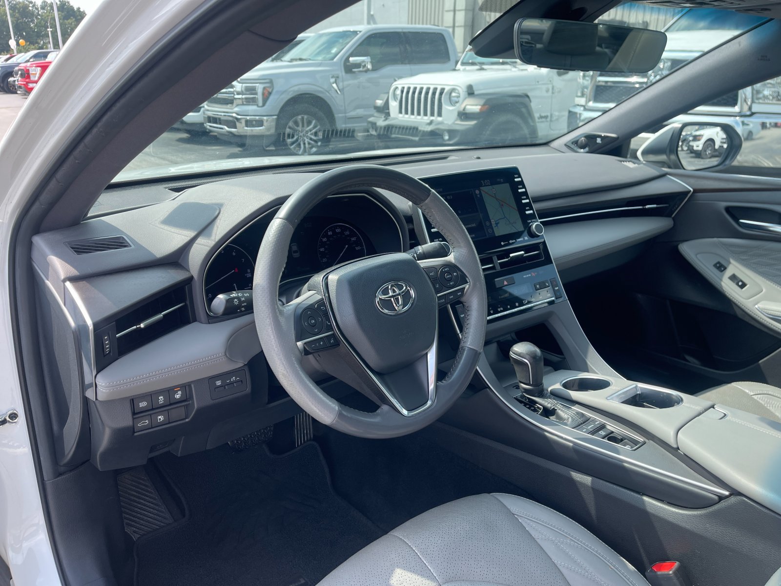 Used 2021 Toyota Avalon Limited AWD/4WD image 11