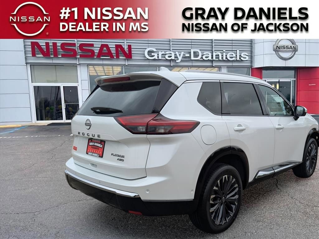 New 2026 Nissan Rogue Platinum w/ Tech Package AWD/4WD image 2