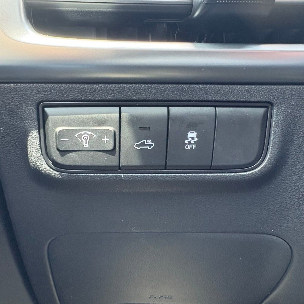 Certified 2025 Hyundai Santa Cruz SEL image 24