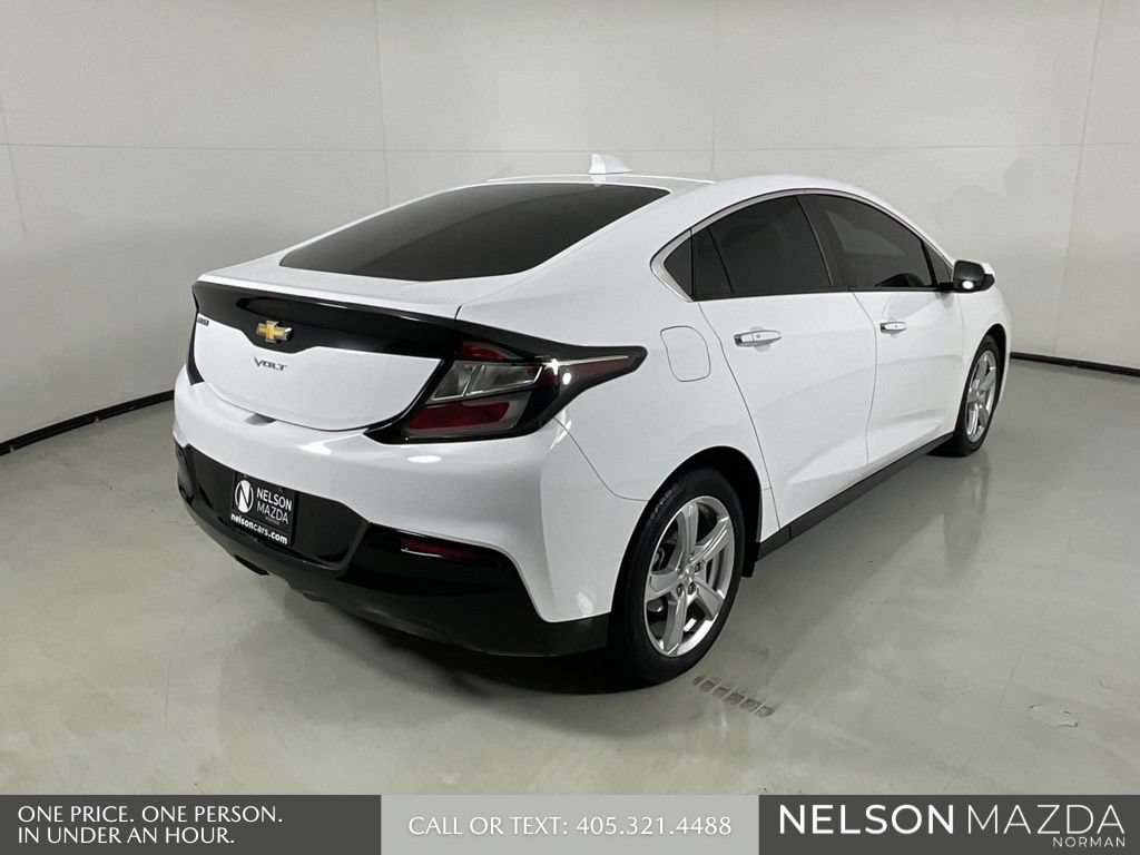 Used 2018 Chevrolet Volt LT w/ Comfort Package FWD image 6