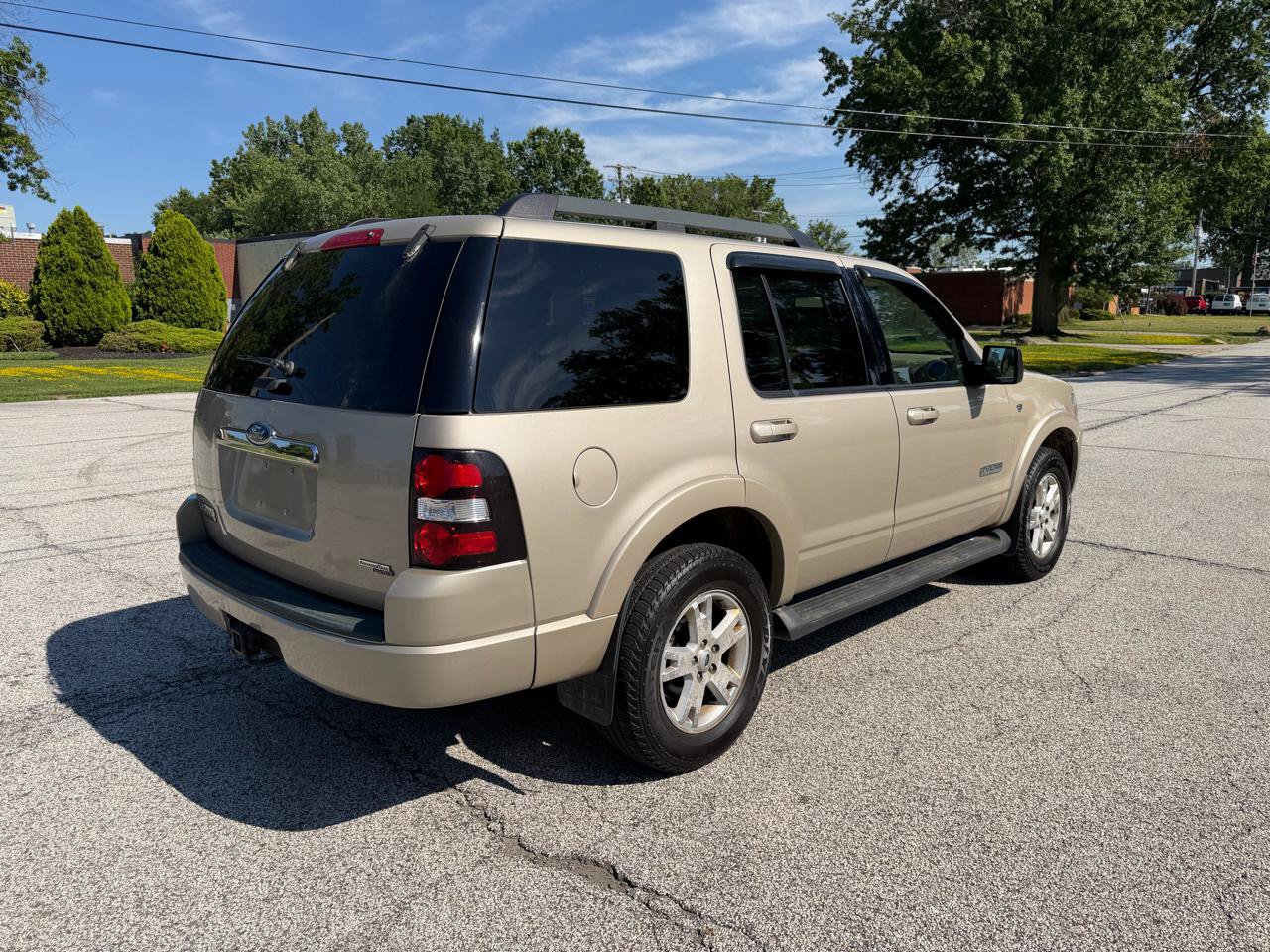 Used 2007 Ford Explorer XLT AWD/4WD image 5