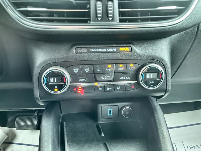 Used 2020 Ford Escape Titanium w/ Titanium Premium Package 2.0 image 19