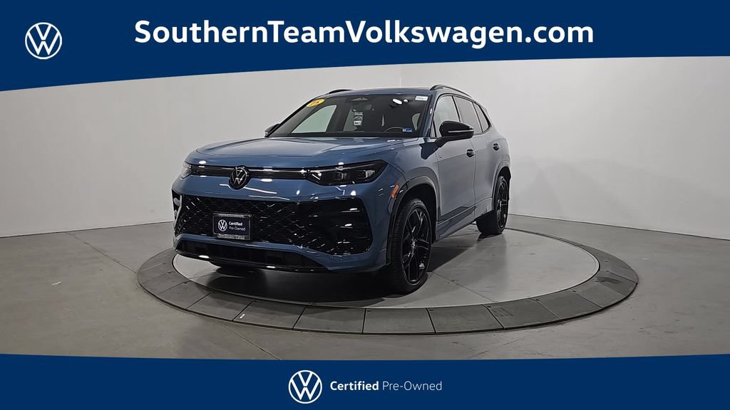 Certified 2025 Volkswagen Tiguan SE R-Line