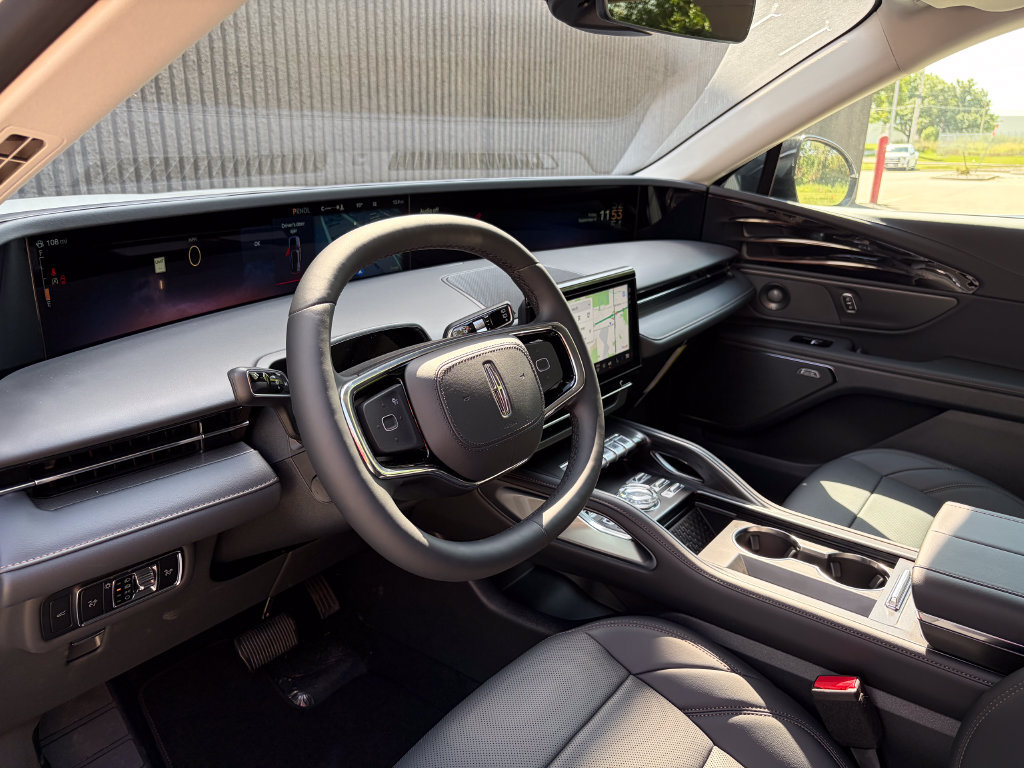 New 2026 Lincoln Nautilus Premier w/ Equipment Group 102A AWD/4WD image 11