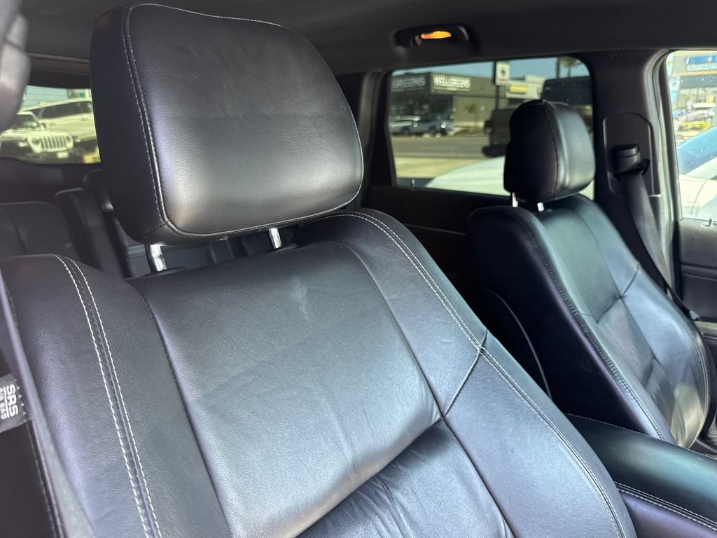 Used 2015 Jeep Grand Cherokee Limited RWD image 2