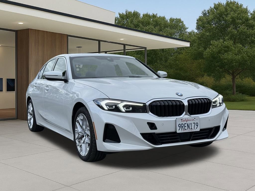 Used 2025 BMW 330i Sedan w/ Premium Package image 4