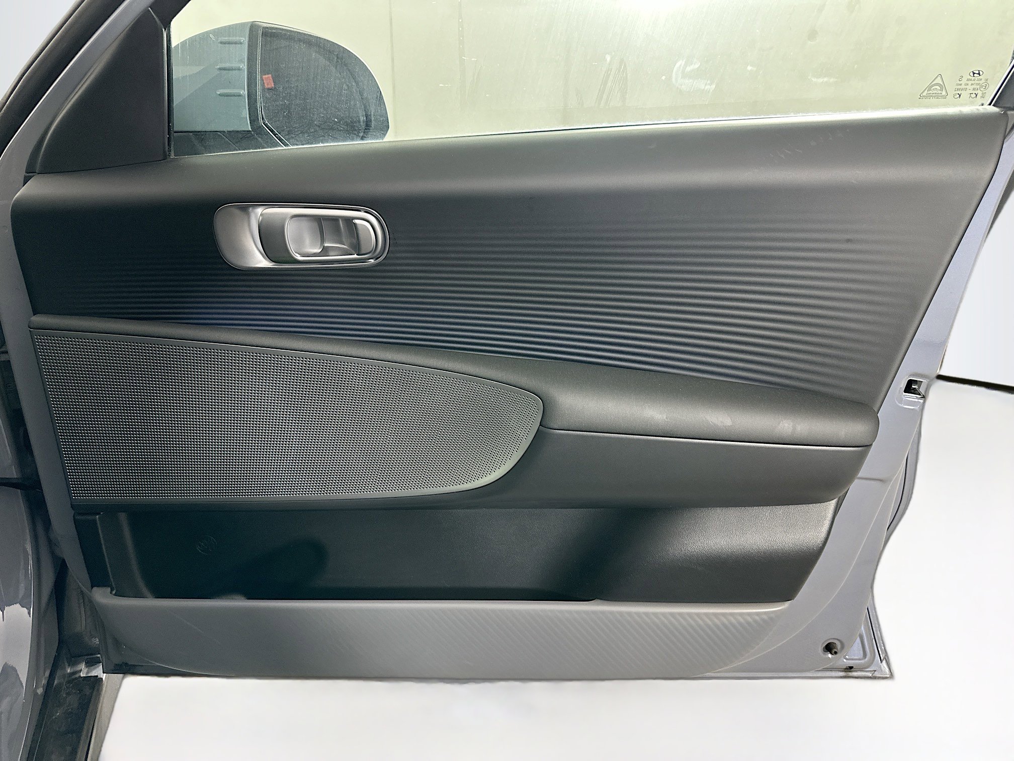 Used 2024 Hyundai Ioniq 6 SEL RWD image 32