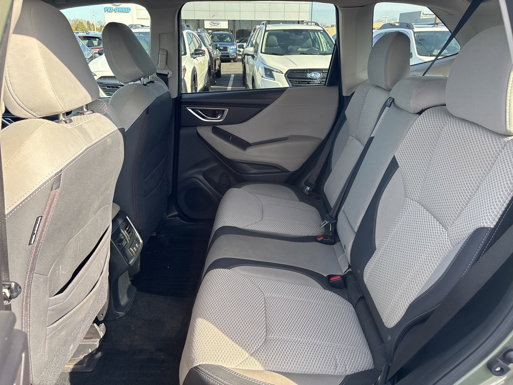 Used 2019 Subaru Forester Premium image 12