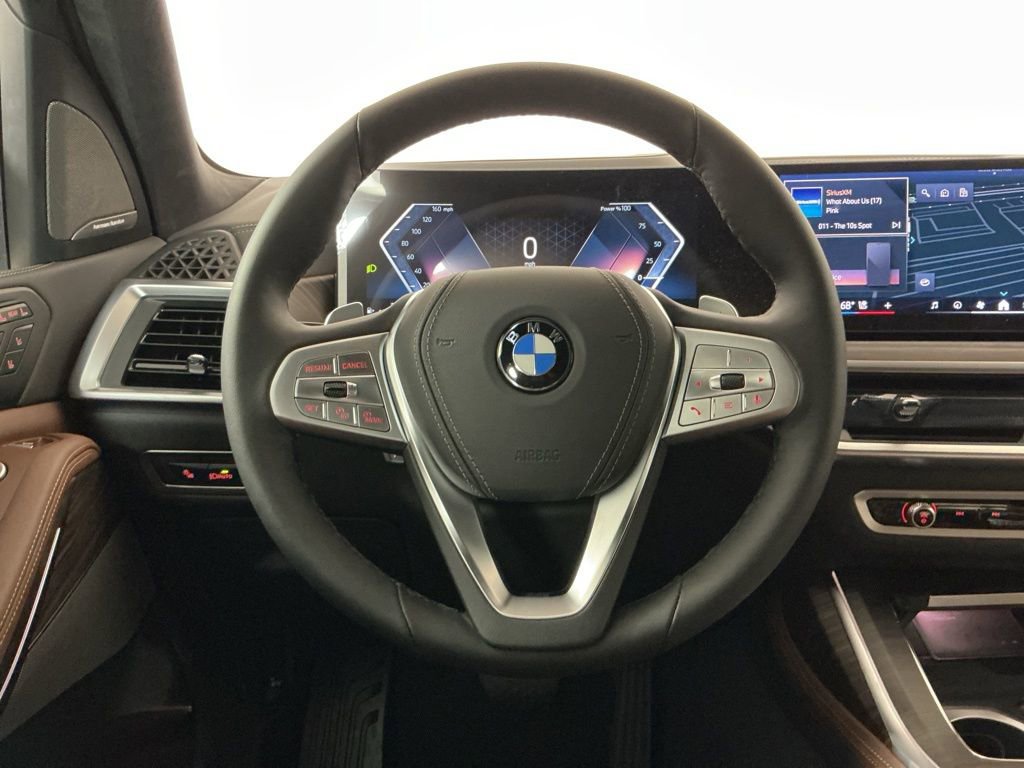 New 2026 BMW X7 xDrive40i w/ Executive Package AWD/4WD image 16