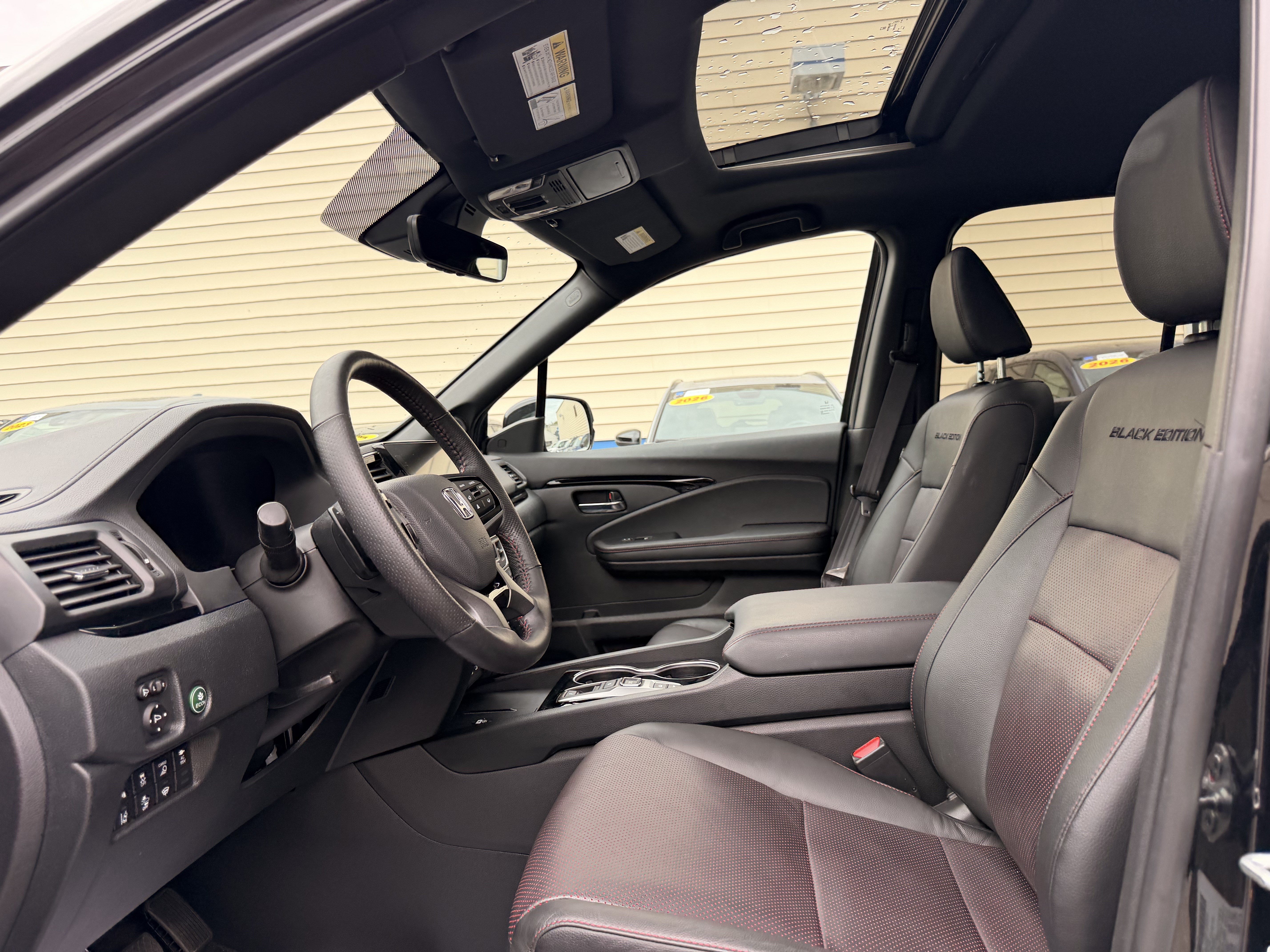 Used 2024 Honda Ridgeline Black Edition image 14