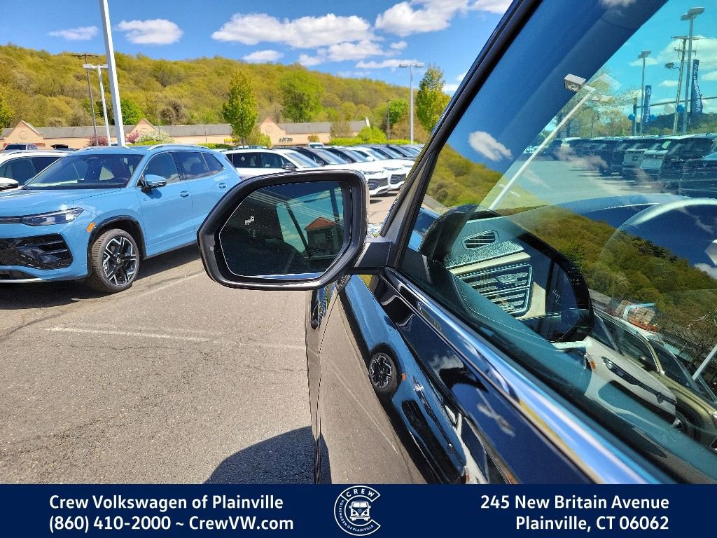 Used 2024 Volkswagen Atlas SE AWD/4WD image 27