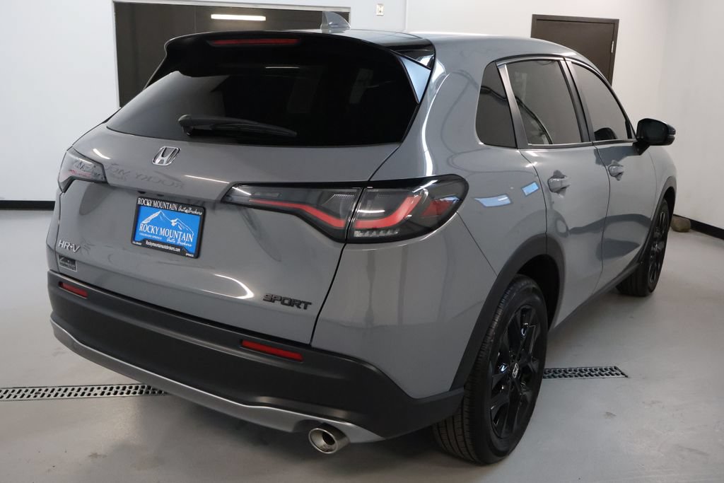 Used 2025 Honda HR-V Sport image 7