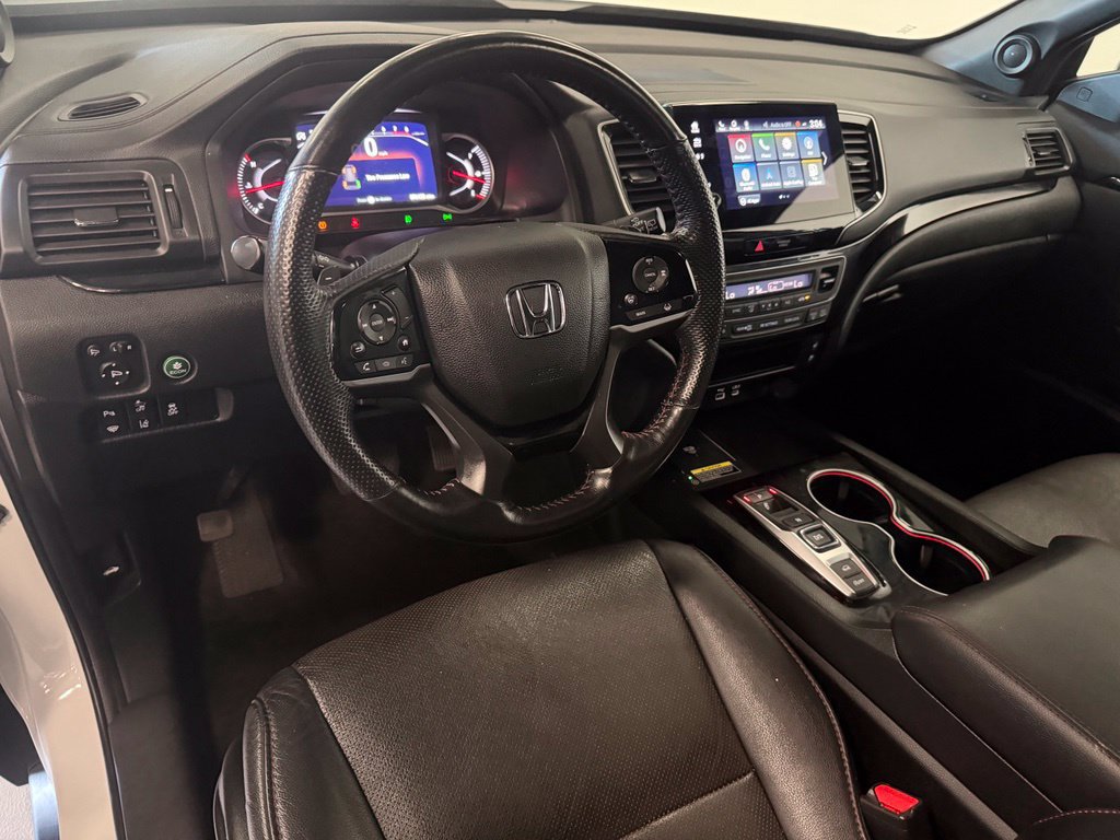 Used 2024 Honda Passport Black Edition image 11