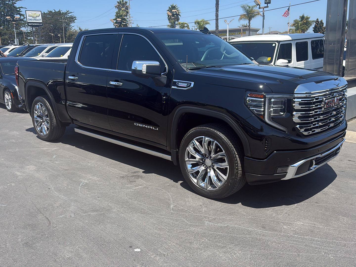 Used 2023 GMC Sierra 1500 Denali w/ Denali Reserve Package AWD/4WD image 5
