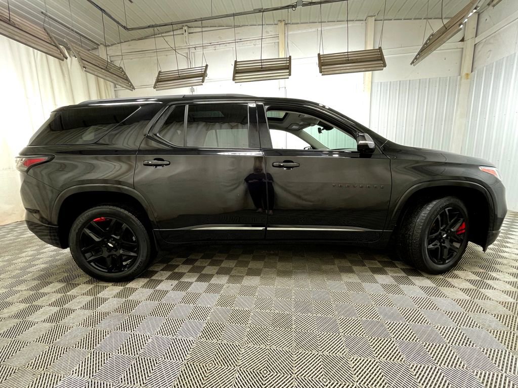 Certified 2020 Chevrolet Traverse Premier w/ Redline Edition AWD/4WD image 24