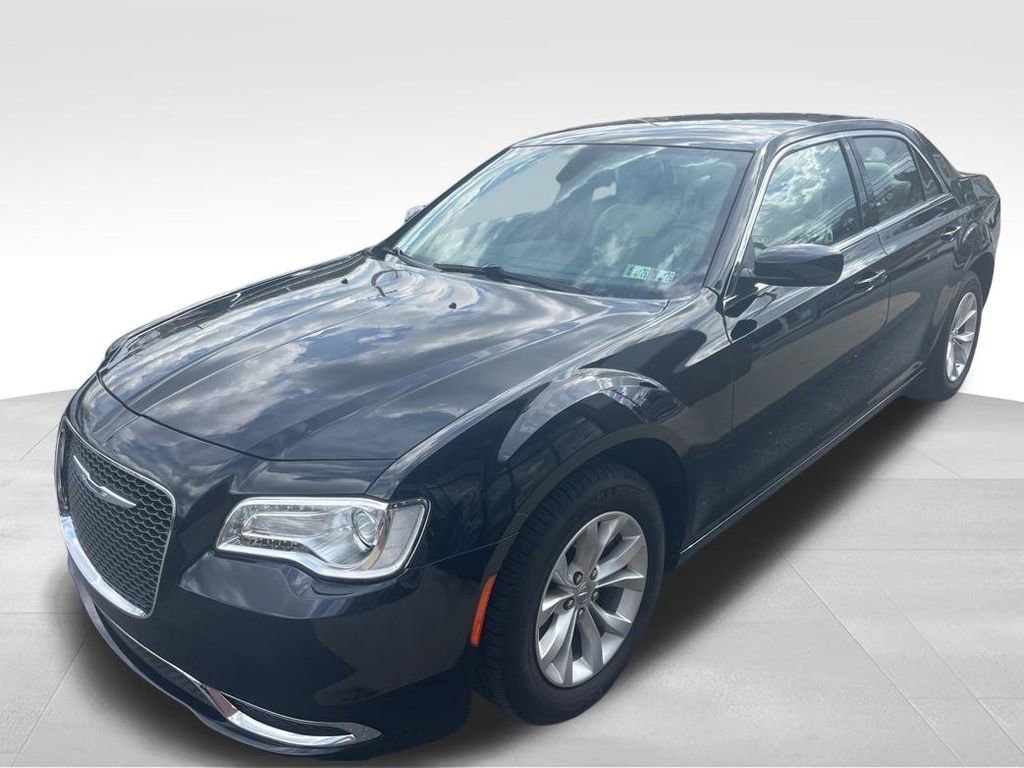 Certified 2022 Chrysler 300 Touring image 27
