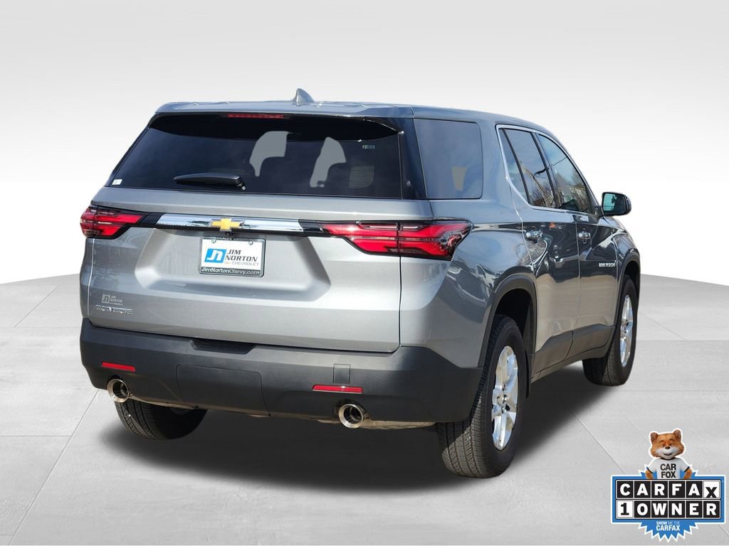 Used 2023 Chevrolet Traverse LS image 9