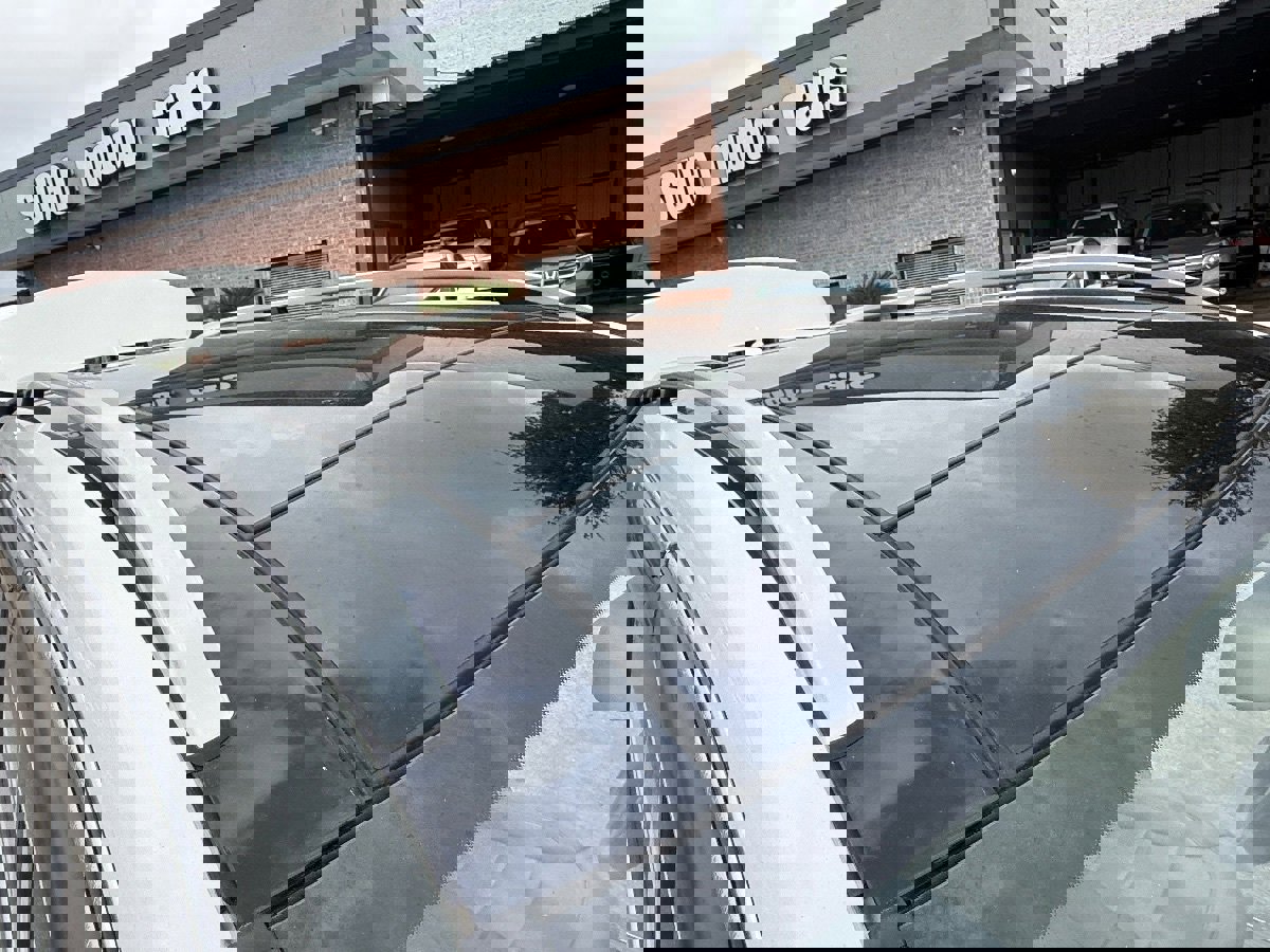 Used 2014 Mercedes-Benz GL 550 4MATIC image 16