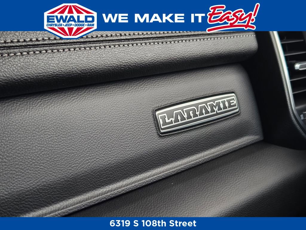 New 2026 RAM 1500 Laramie AWD/4WD image 12