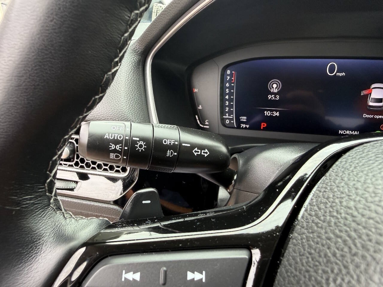 Used 2023 Honda Civic Touring image 25