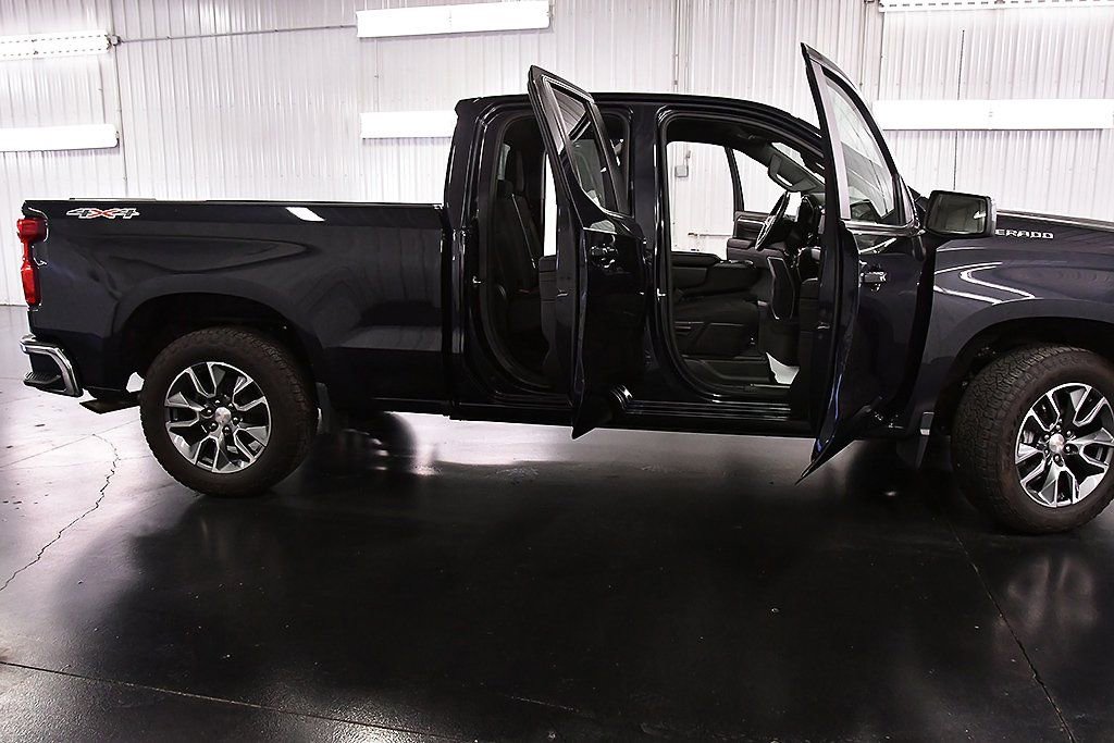 Used 2022 Chevrolet Silverado 1500 LT image 27