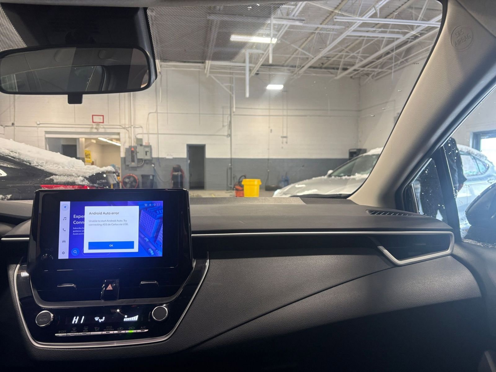 Used 2025 Toyota Corolla LE image 34