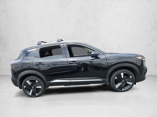 Used 2025 Nissan Kicks SR FWD video 4