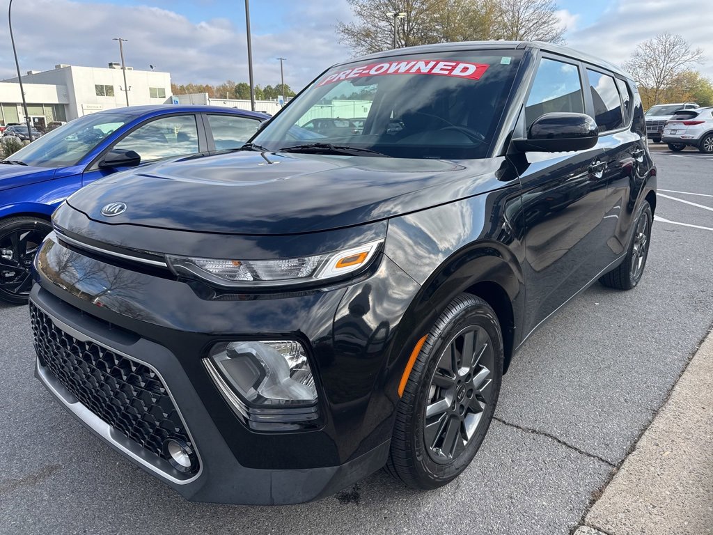 Used 2021 Kia Soul EX image 3