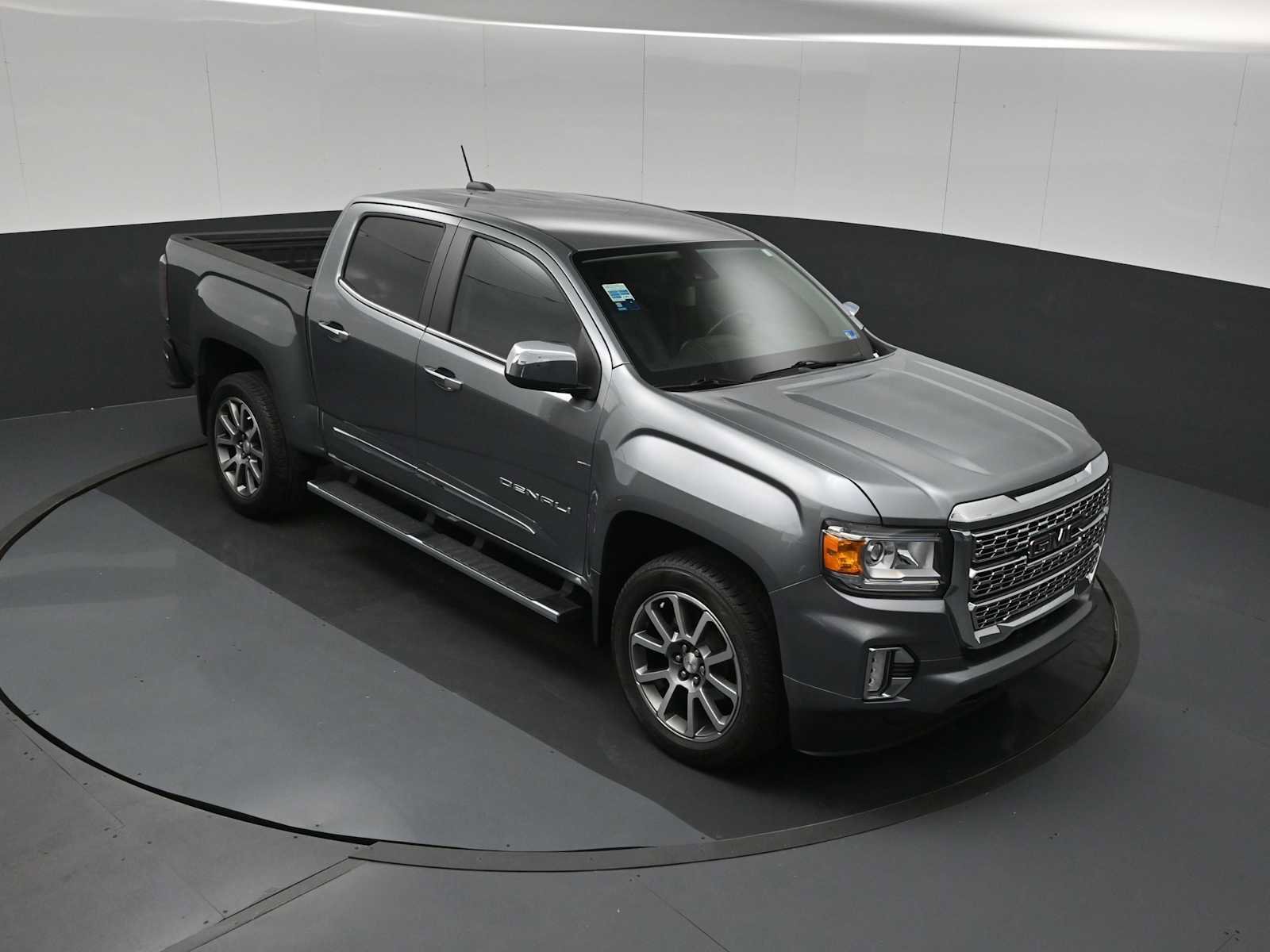 Used 2022 GMC Canyon Denali w/ LPO, Power Package AWD/4WD image 17