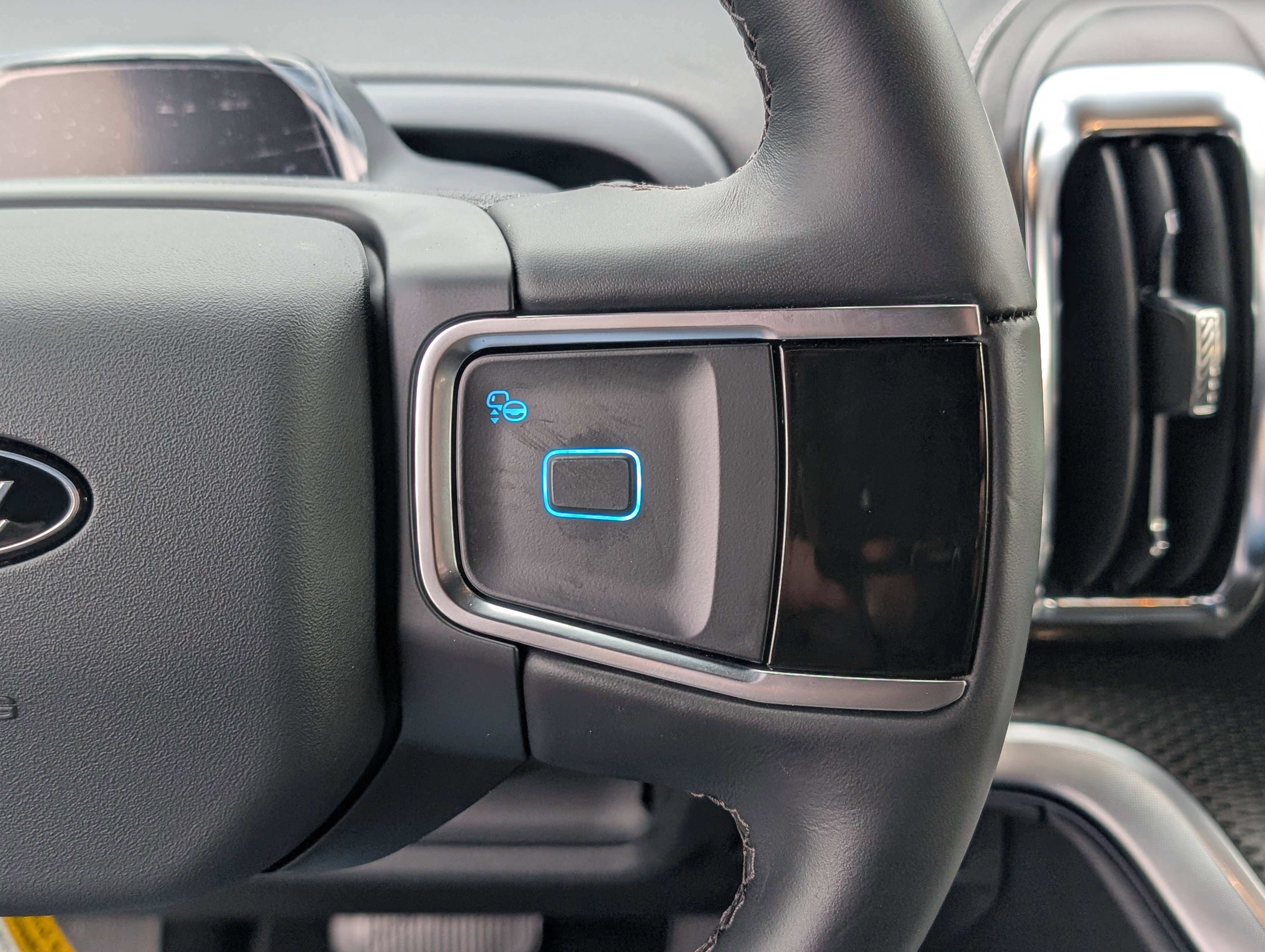 New 2026 Ford Expedition Max Platinum w/ Stealth Appearance Package image 22