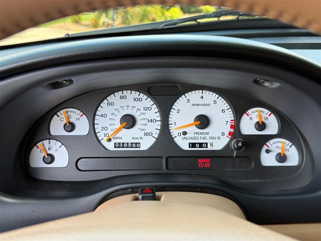 Used 1997 Ford Mustang Cobra RWD image 38