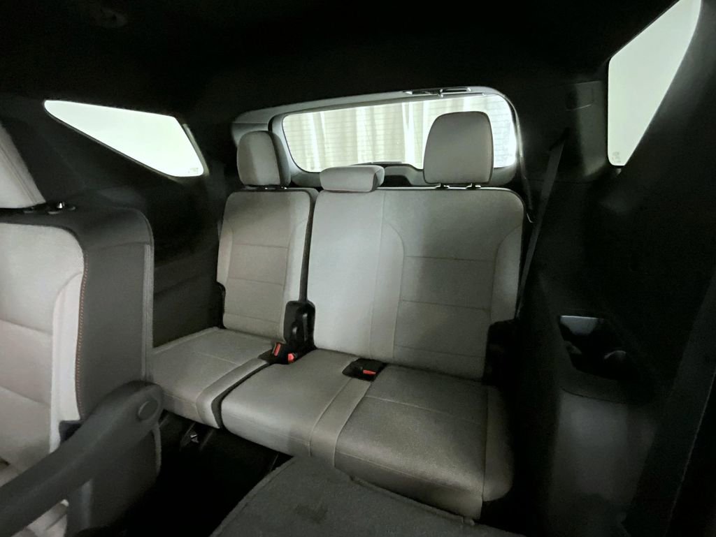 New 2026 Chevrolet Traverse LT w/ LPO, Floor Liner Package image 11
