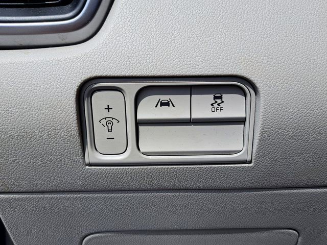 Used 2022 Kia Sorento S w/ Panoramic Sunroof Package FWD image 13