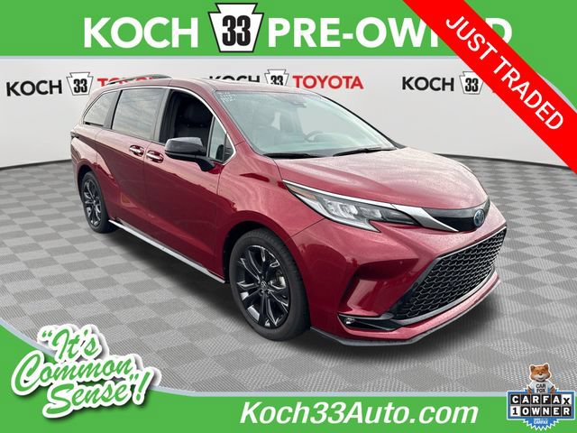 Used 2024 Toyota Sienna XSE w/ XSE Plus Package FWD image 1