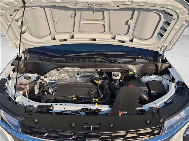 Used 2025 Chevrolet Trax LS w/ Driver Confidence Package FWD image 20