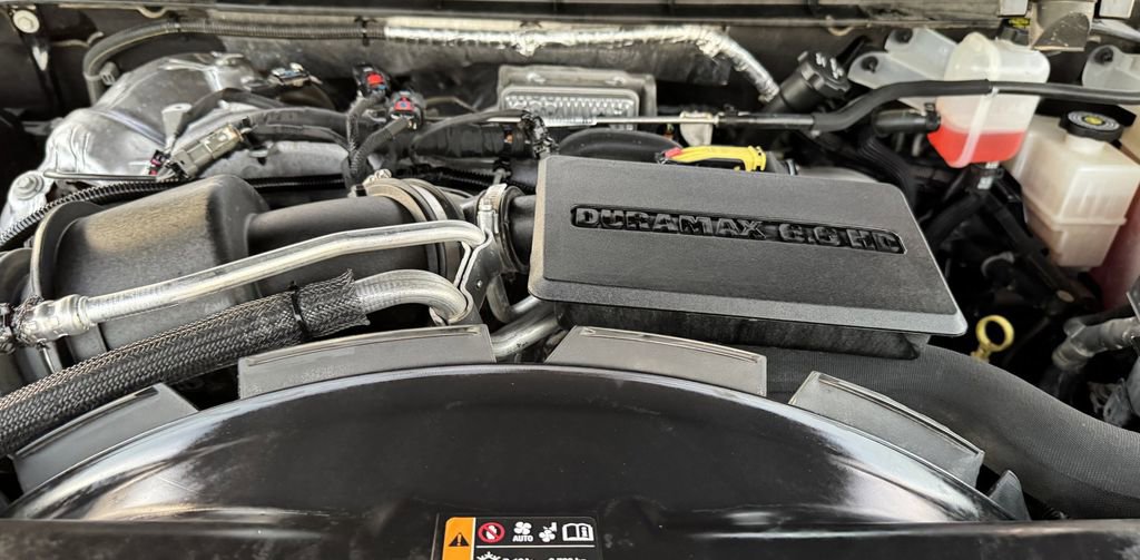 Used 2023 Chevrolet Silverado 2500 LTZ w/ Carhartt Edition image 9