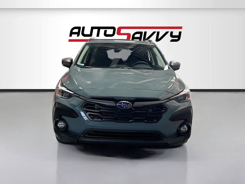 Used 2025 Subaru Crosstrek 2.0i Premium image 2