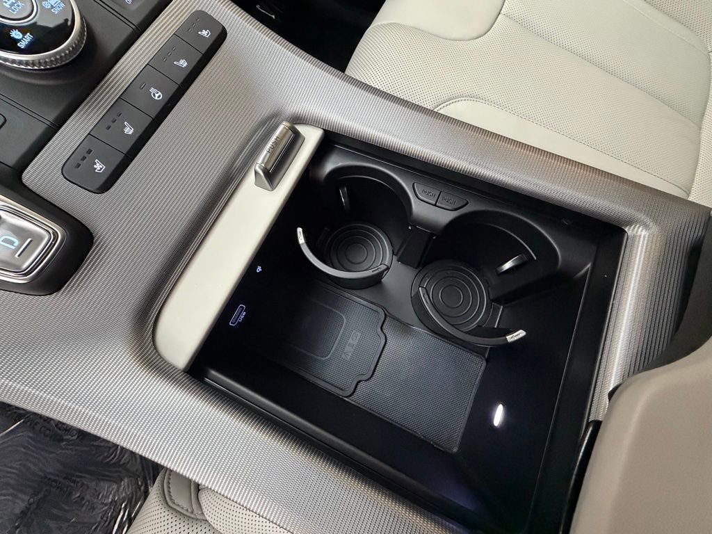 Certified 2025 Hyundai Palisade Calligraphy image 19