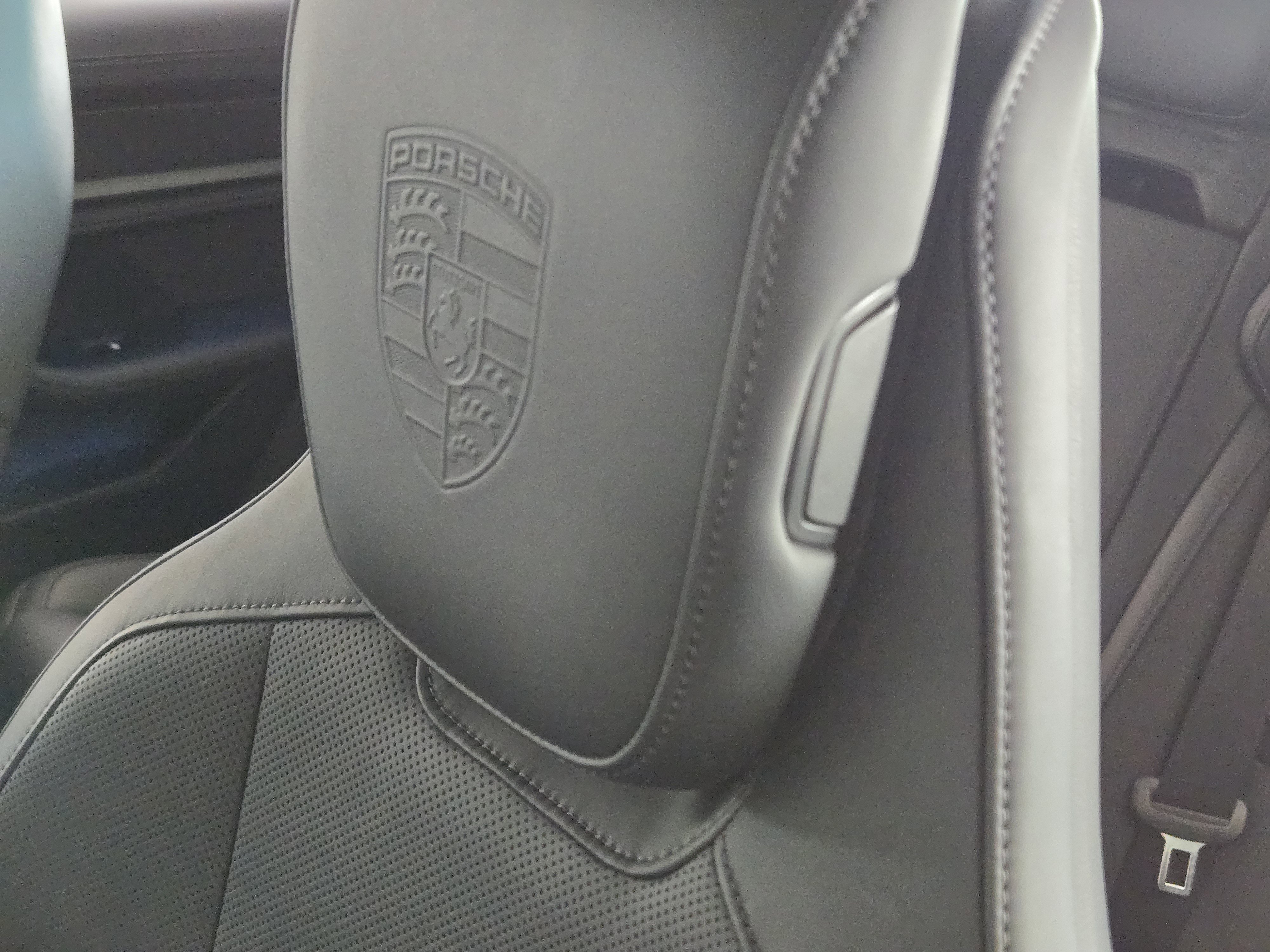 Certified 2021 Porsche Taycan Turbo S image 19