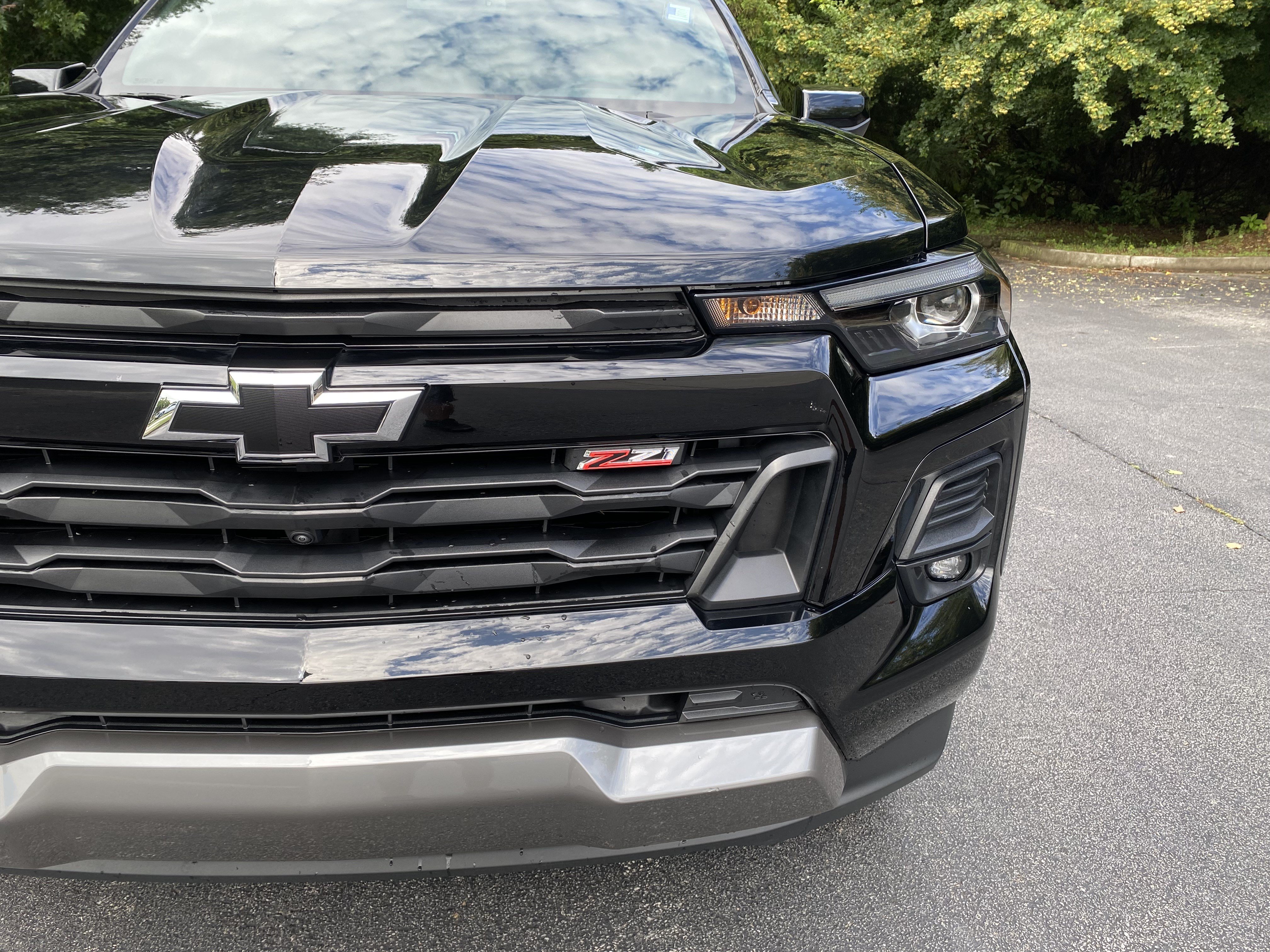 Used 2026 Chevrolet Colorado Z71 w/ Technology Package AWD/4WD image 14