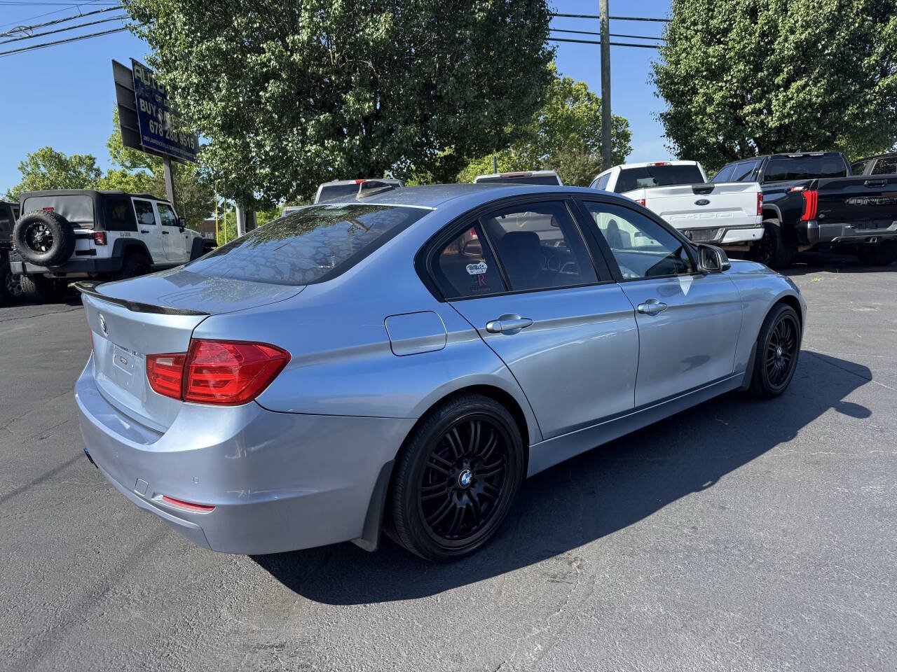 Used 2013 BMW 328i xDrive Sedan AWD/4WD image 4