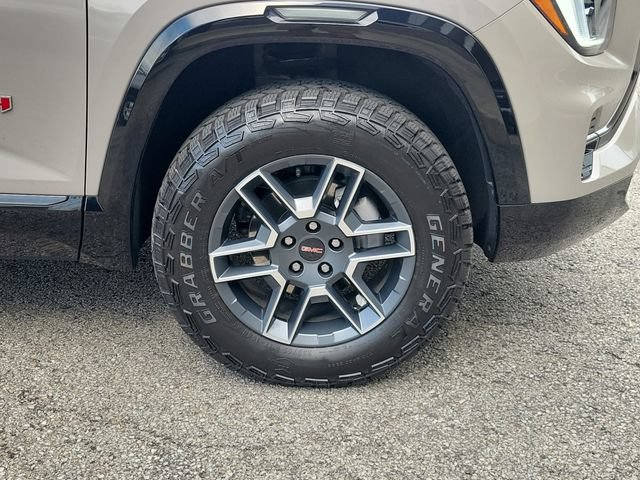 Used 2026 GMC Terrain AT4 AWD/4WD image 5