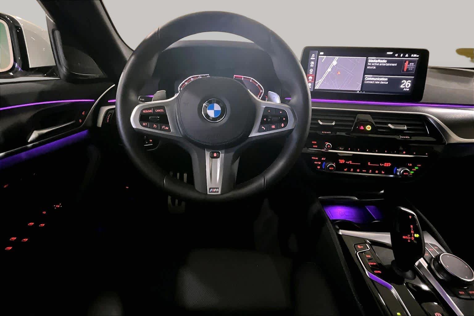 Certified 2023 BMW 530i xDrive w/ M Sport Package AWD/4WD image 5